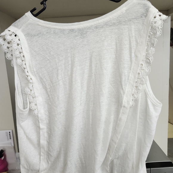 Banana Republic White Lace Accent Tank Top - Picture 3 of 5